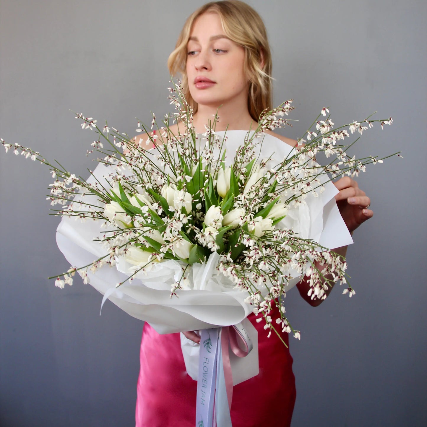 white tulips delivery genova Bouquet of Flowers