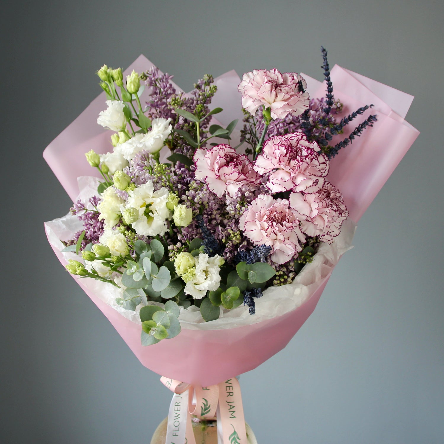 syringa lisianthus flower bouquet delivery in genova