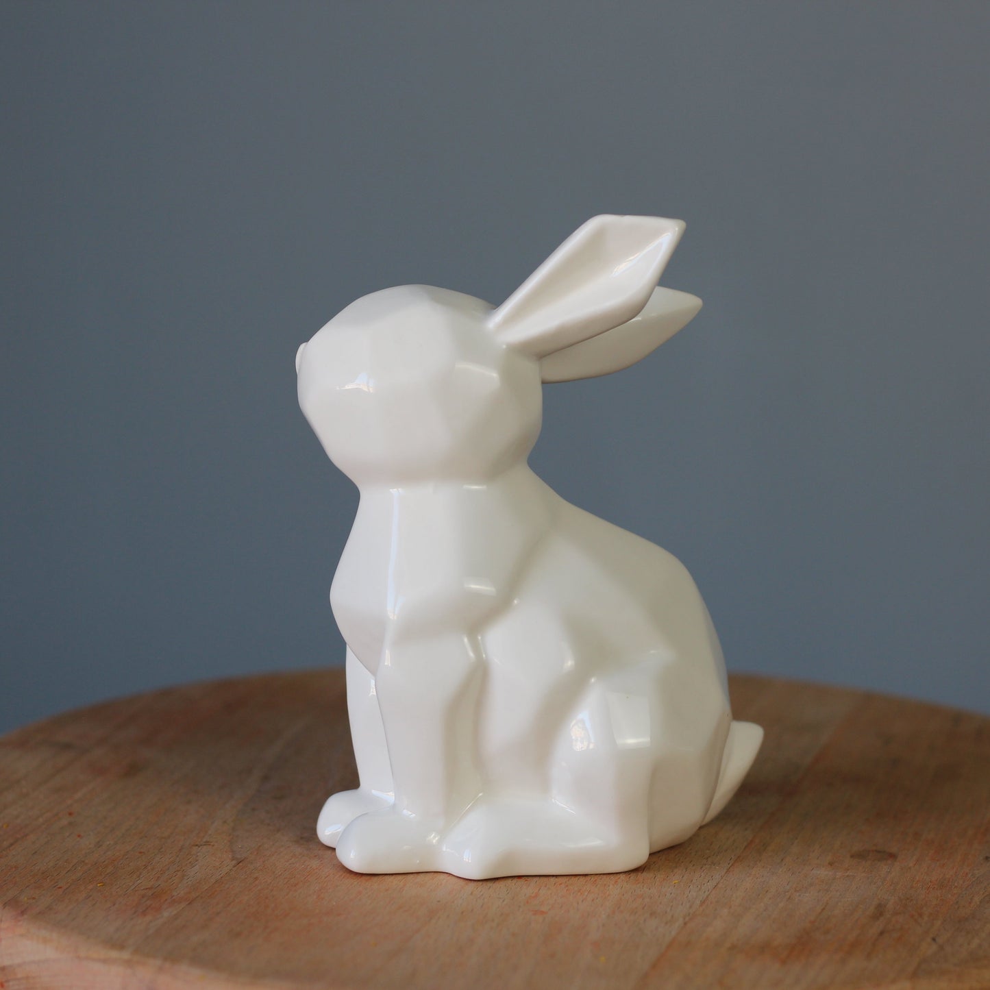 ceramic white bunny delivery in Genoa