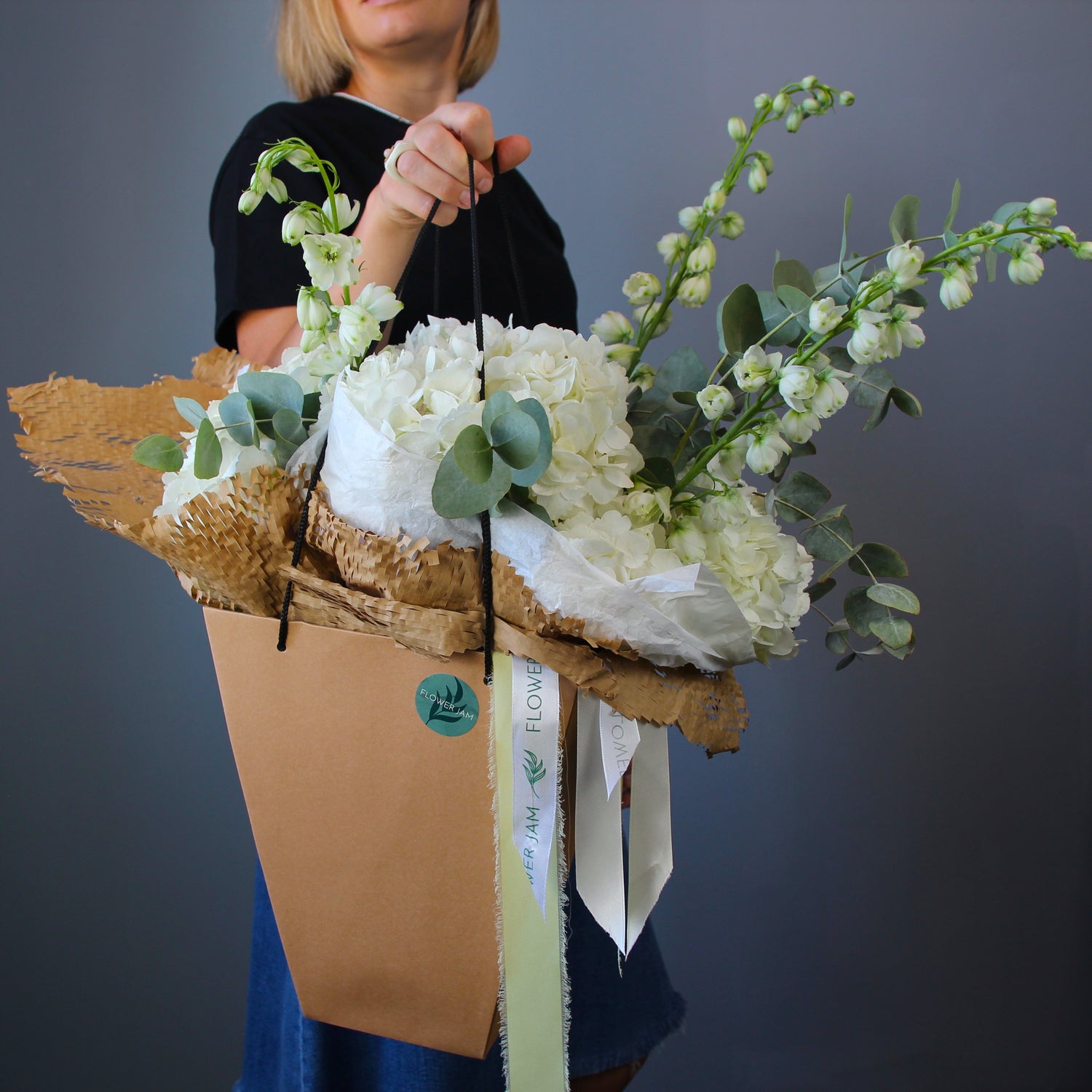yacht flower arrangement
