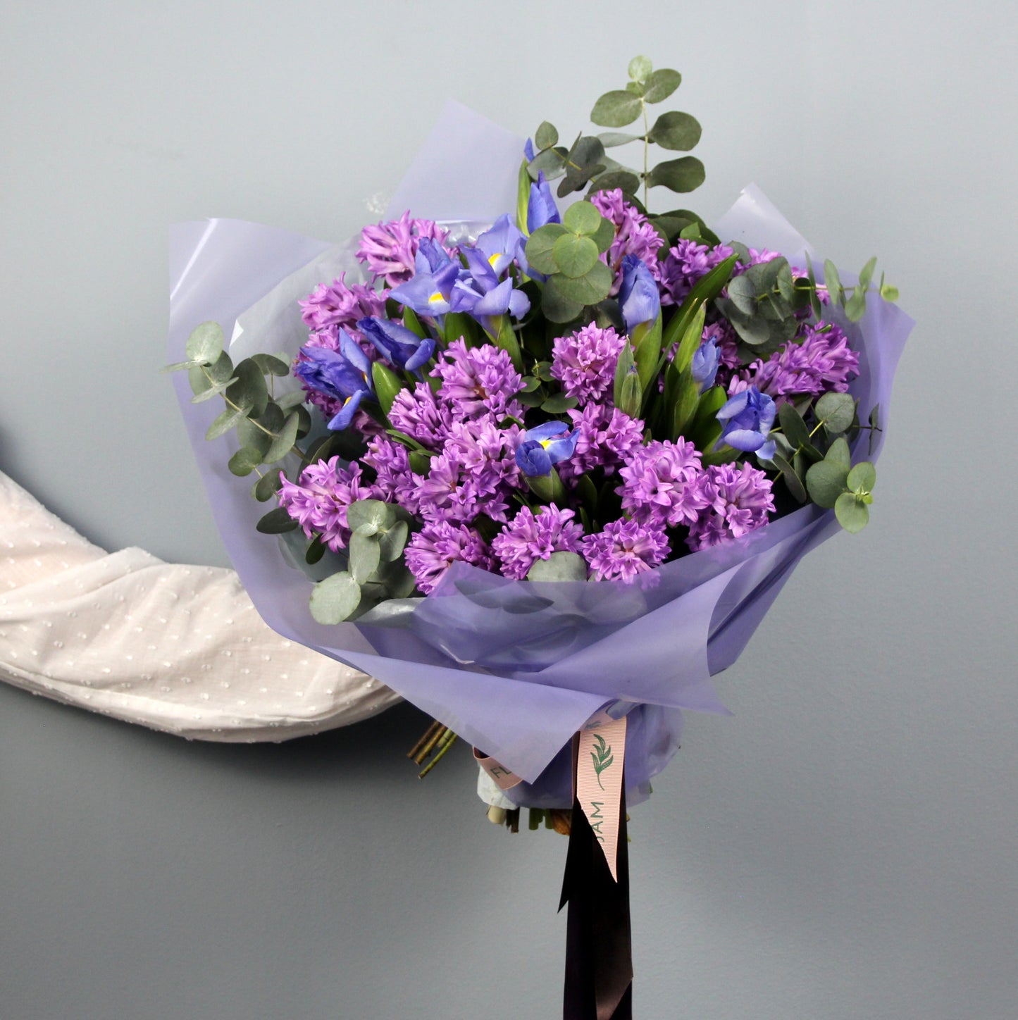 iris flowers eucalyptus genova