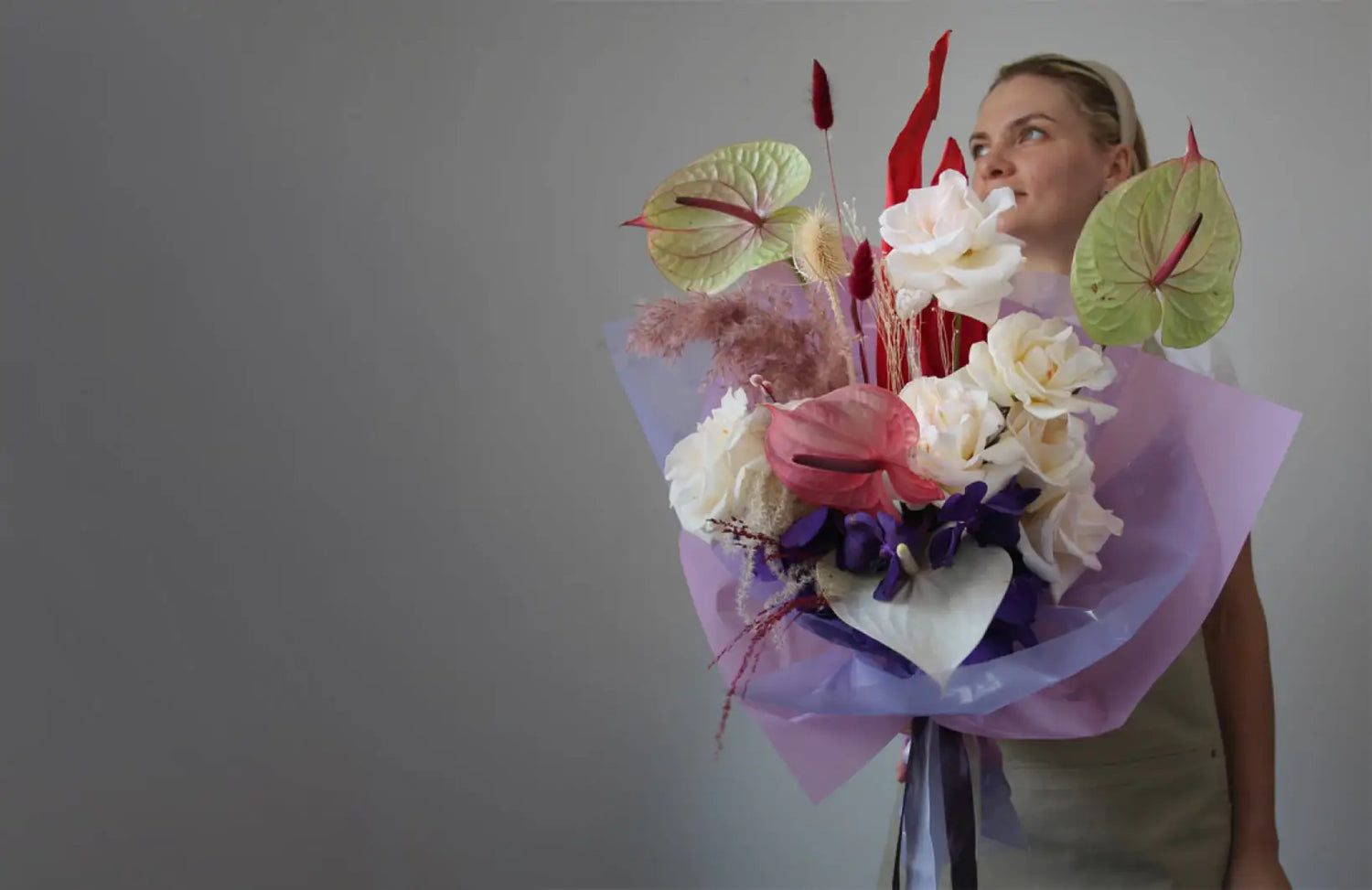 Genoa send flowers order shop simple bouquets 