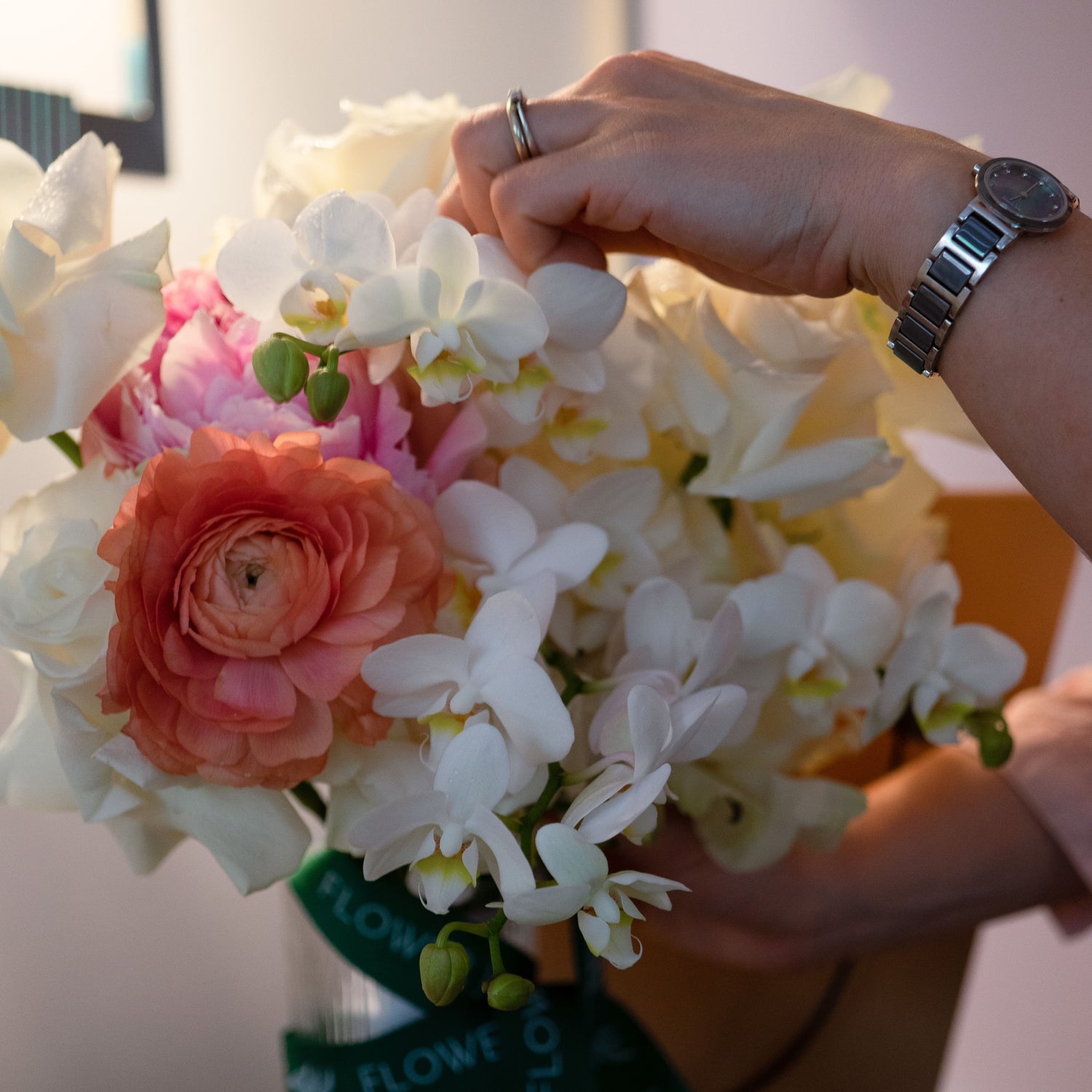 white bridal bouquet in Genoa
