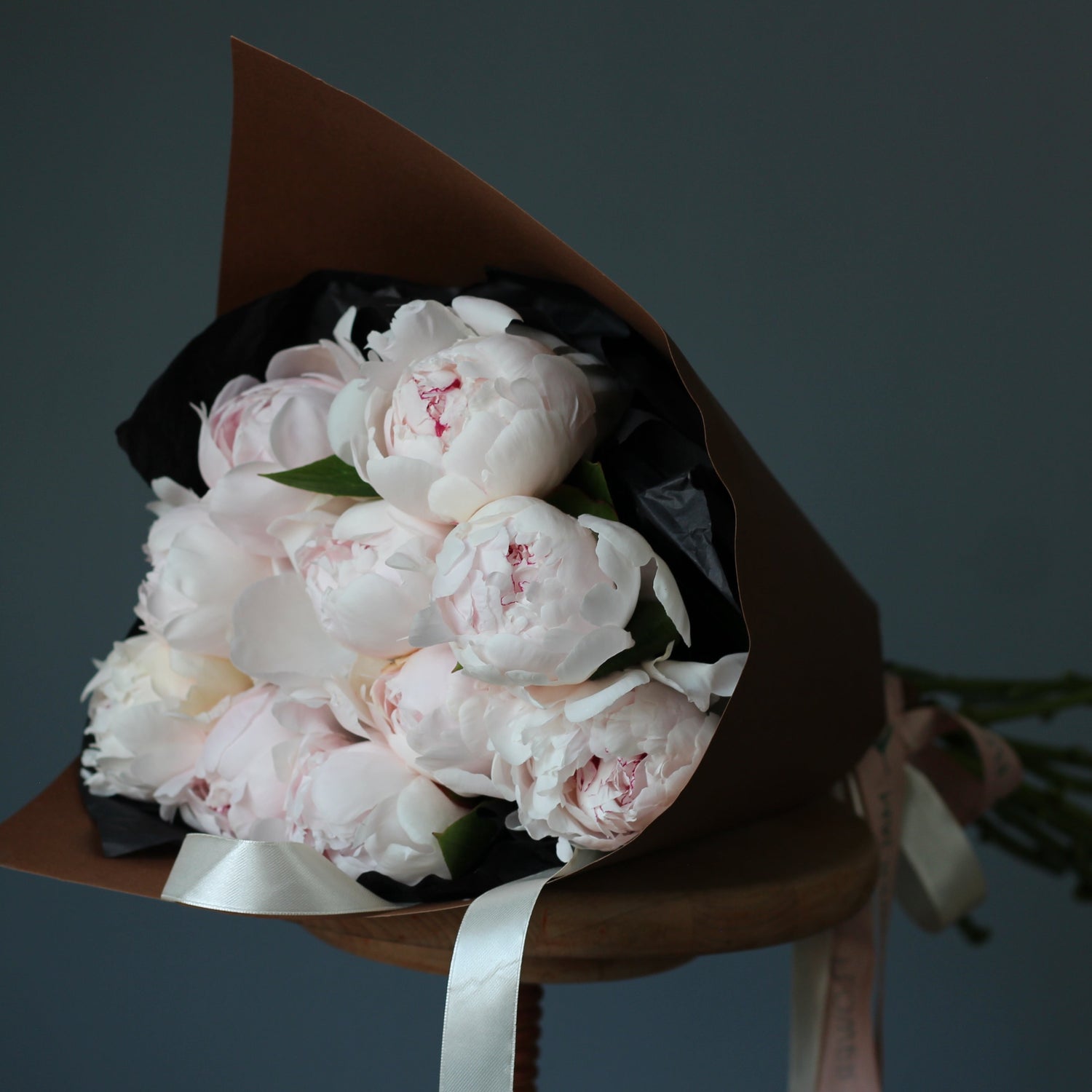 consegna fiori Genoa portofino bouquet of Peonies