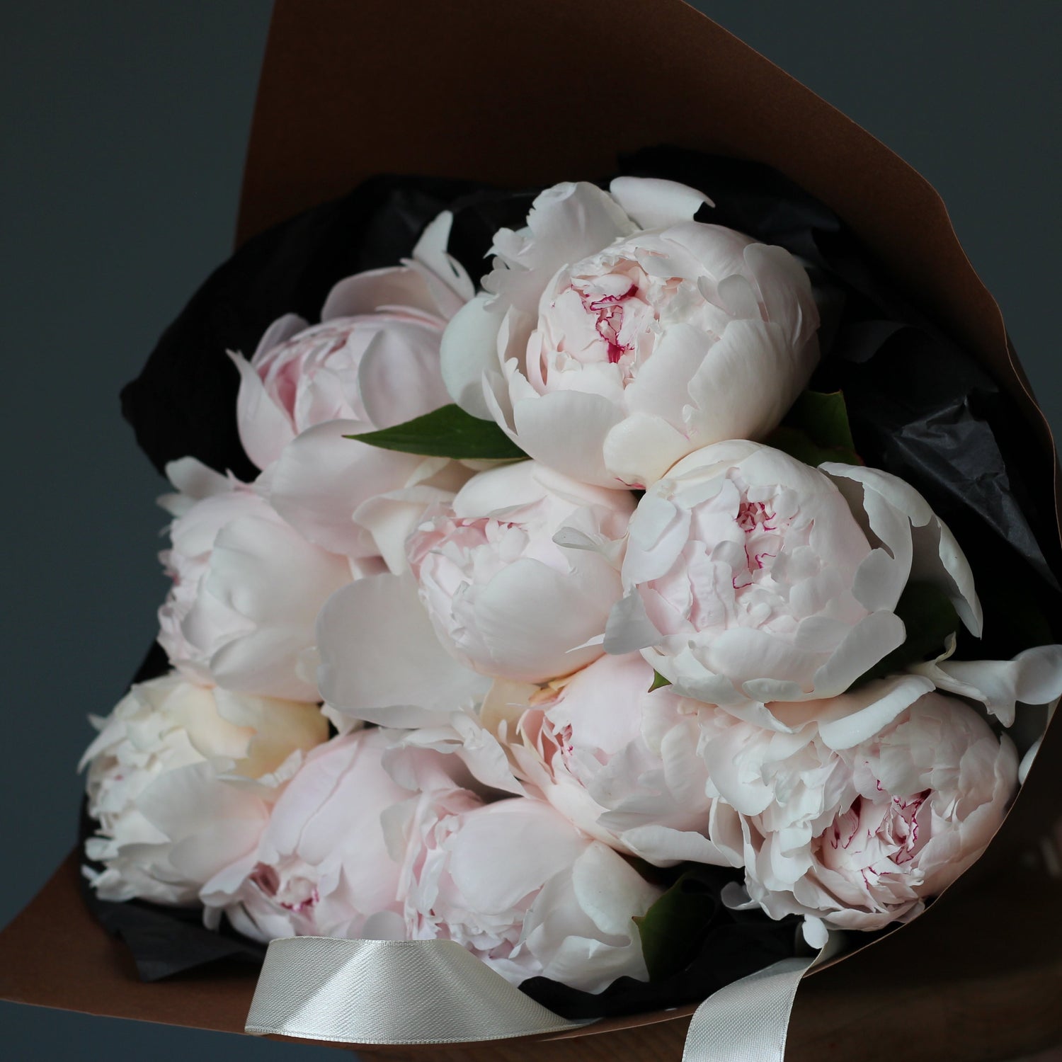 send flowers Genoa  bouquet of Peonies
