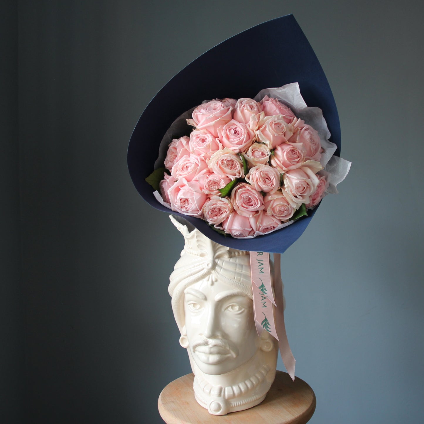 pink roses princess hitomi genova Flowers