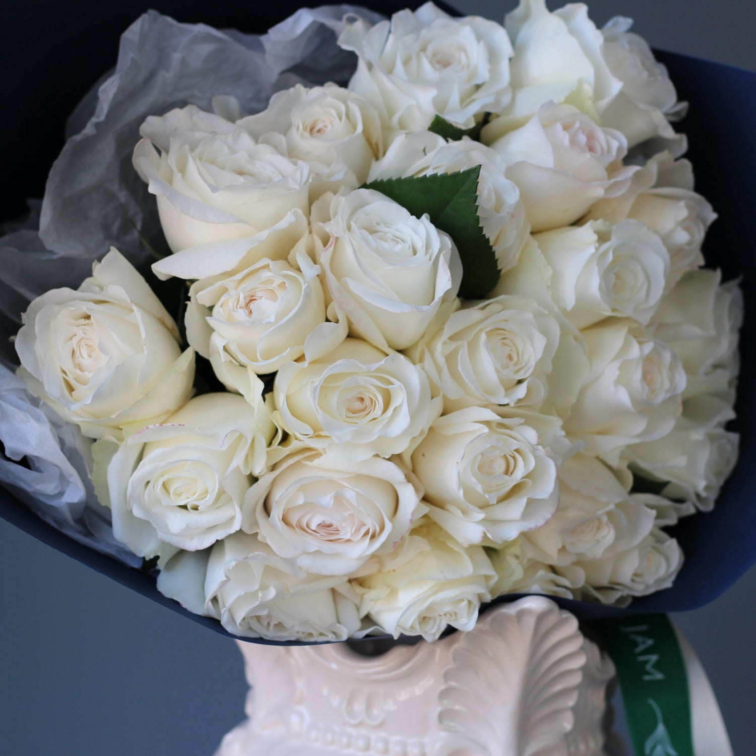 gift shop Genoa white rose