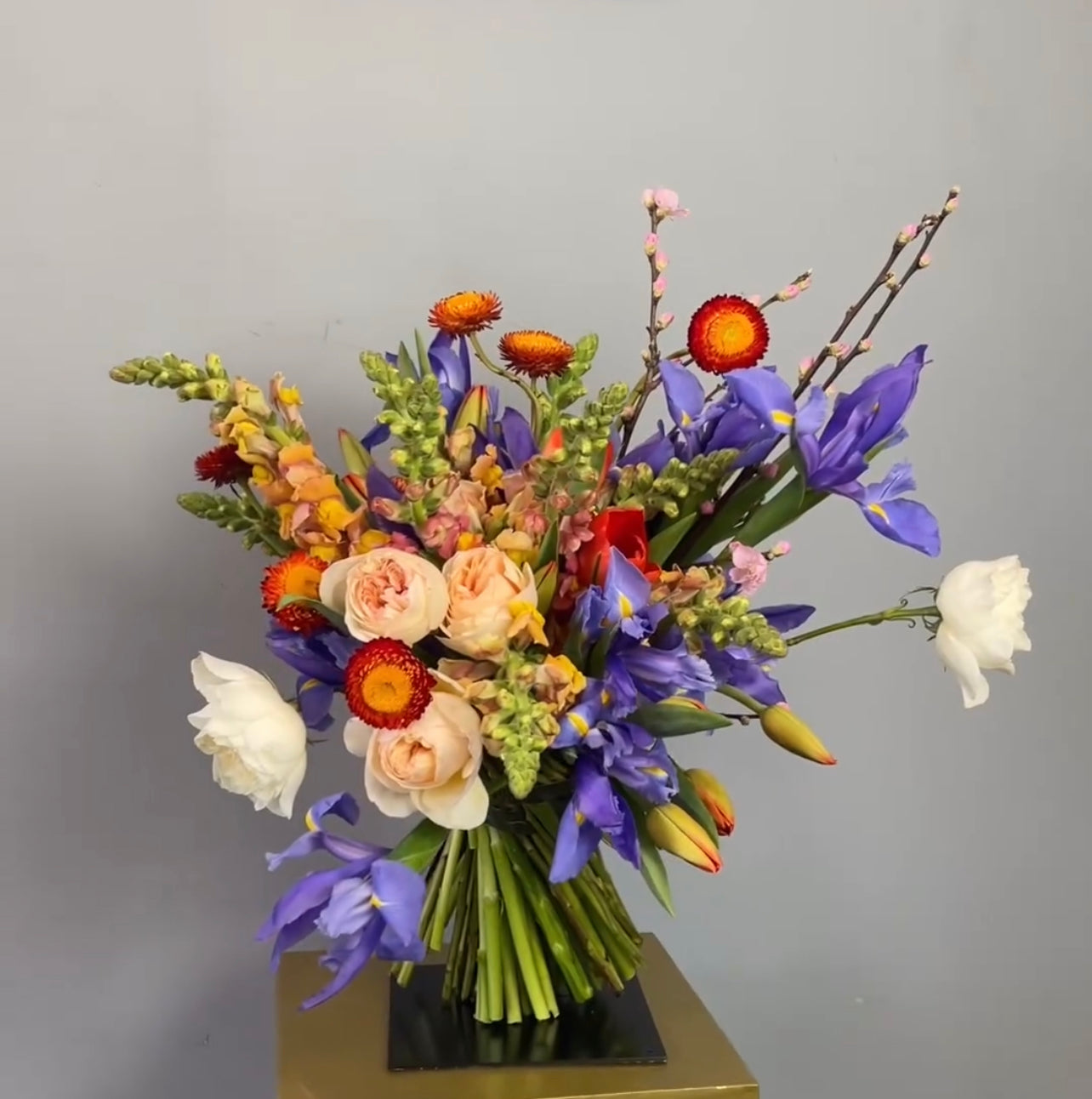 iris flower genoa Bouquet of Flowers