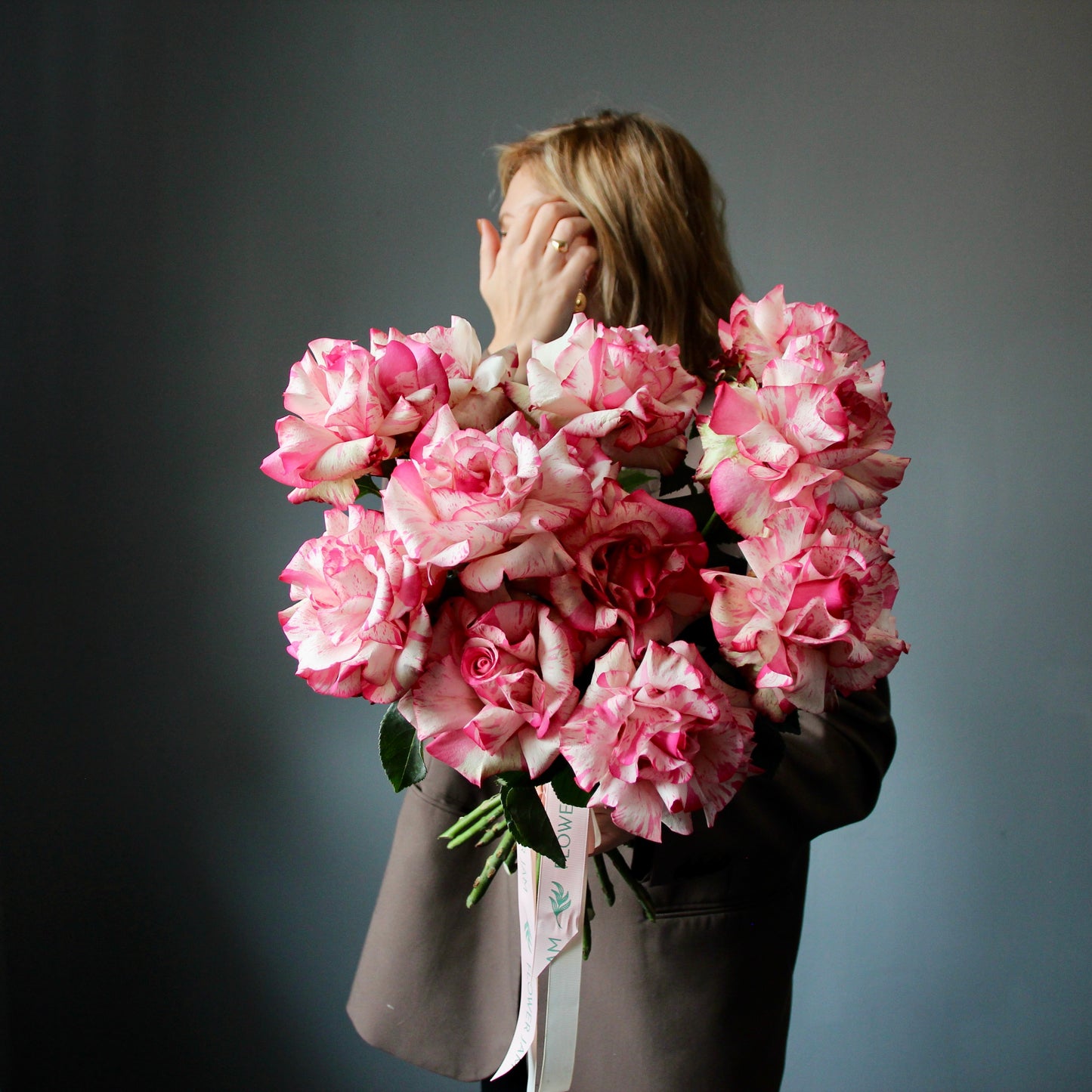Magic time rose in Italy Bouquet of Flowers
