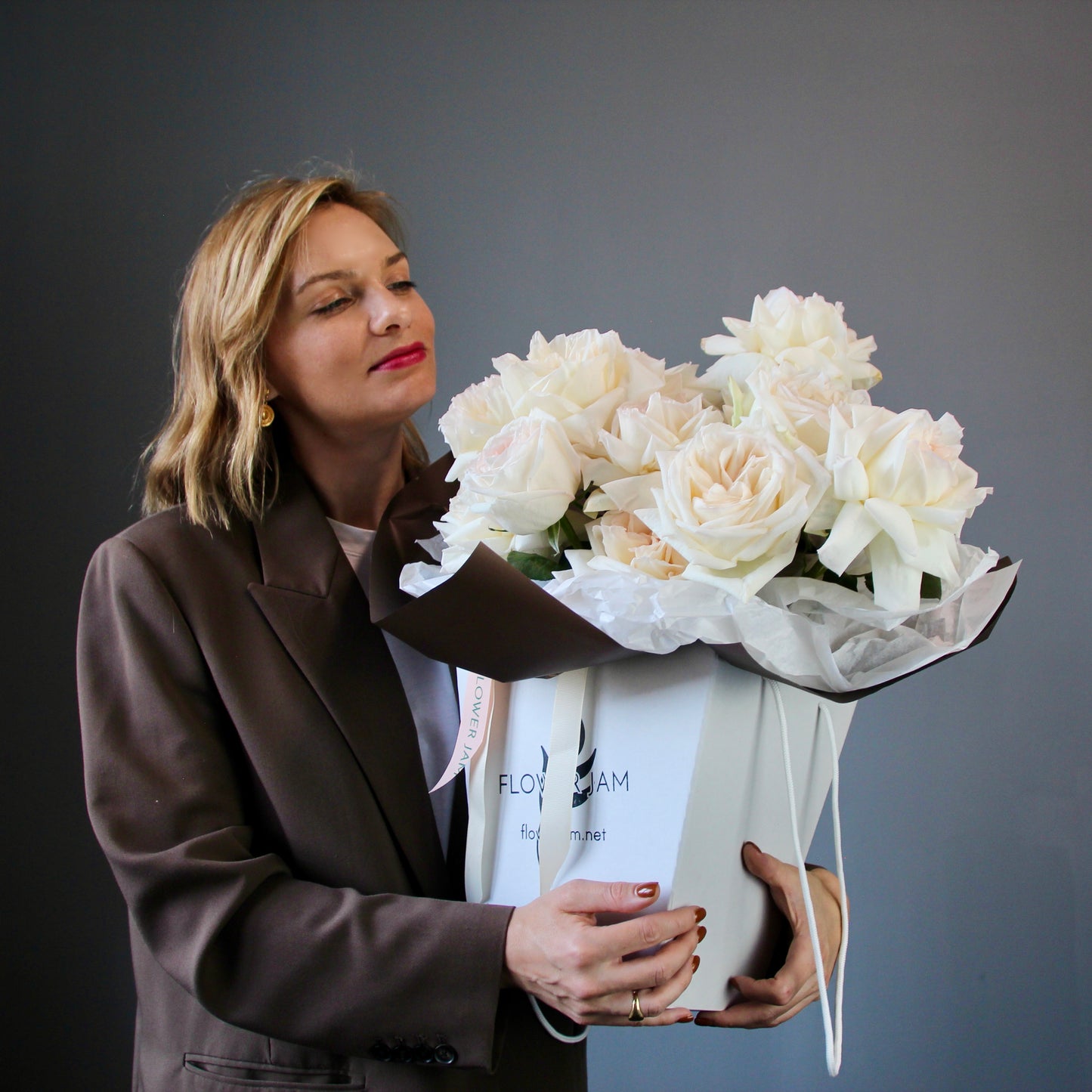 flowers in a box delivery Genoa Bouquet of Flowers