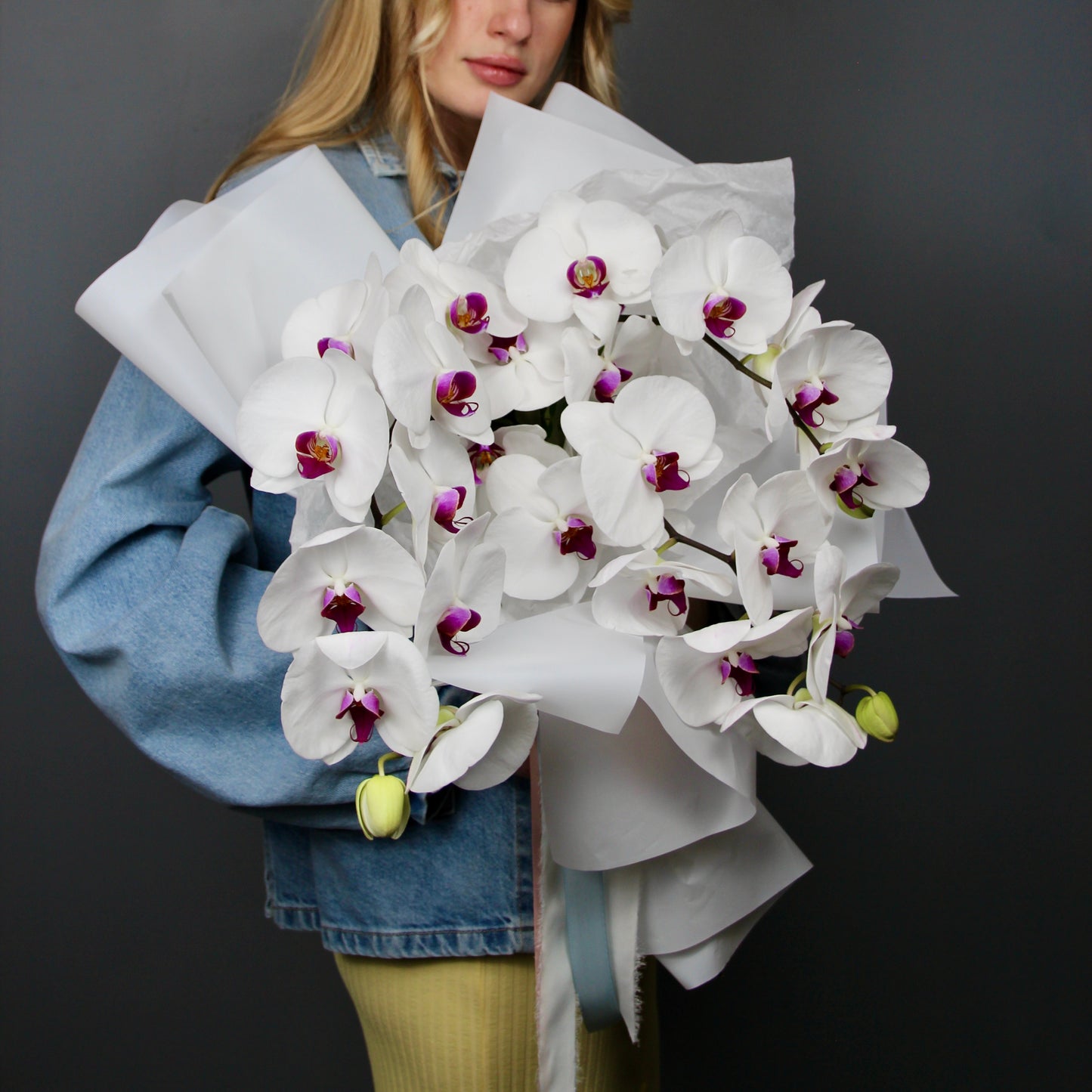 spring white bouquet of flowers Genoa Bouquet of Flowers