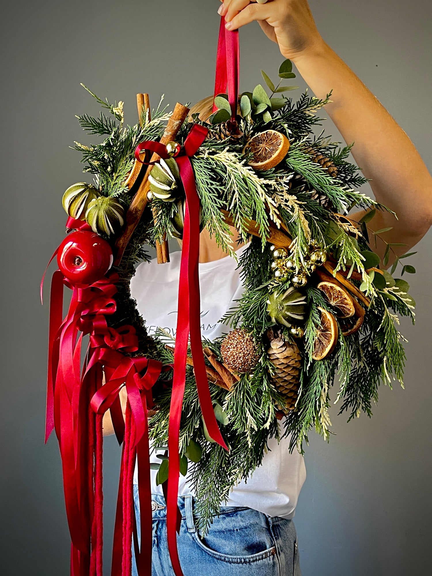 Christmas wreath genova delivery