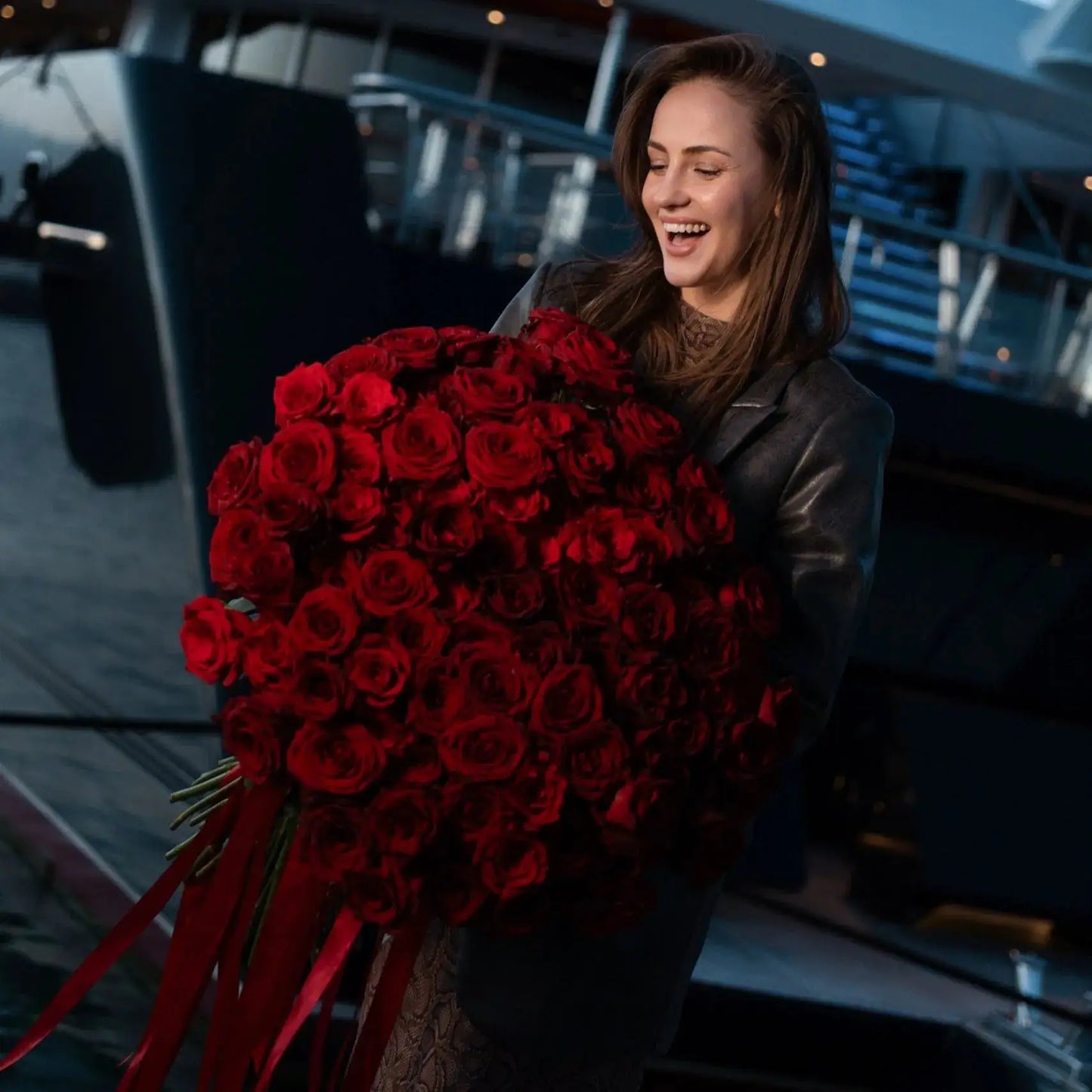 red roses delivery in genova Red Roses
