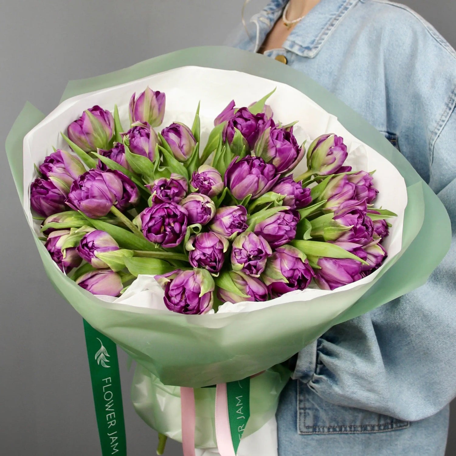 bouquet of purple tulips 