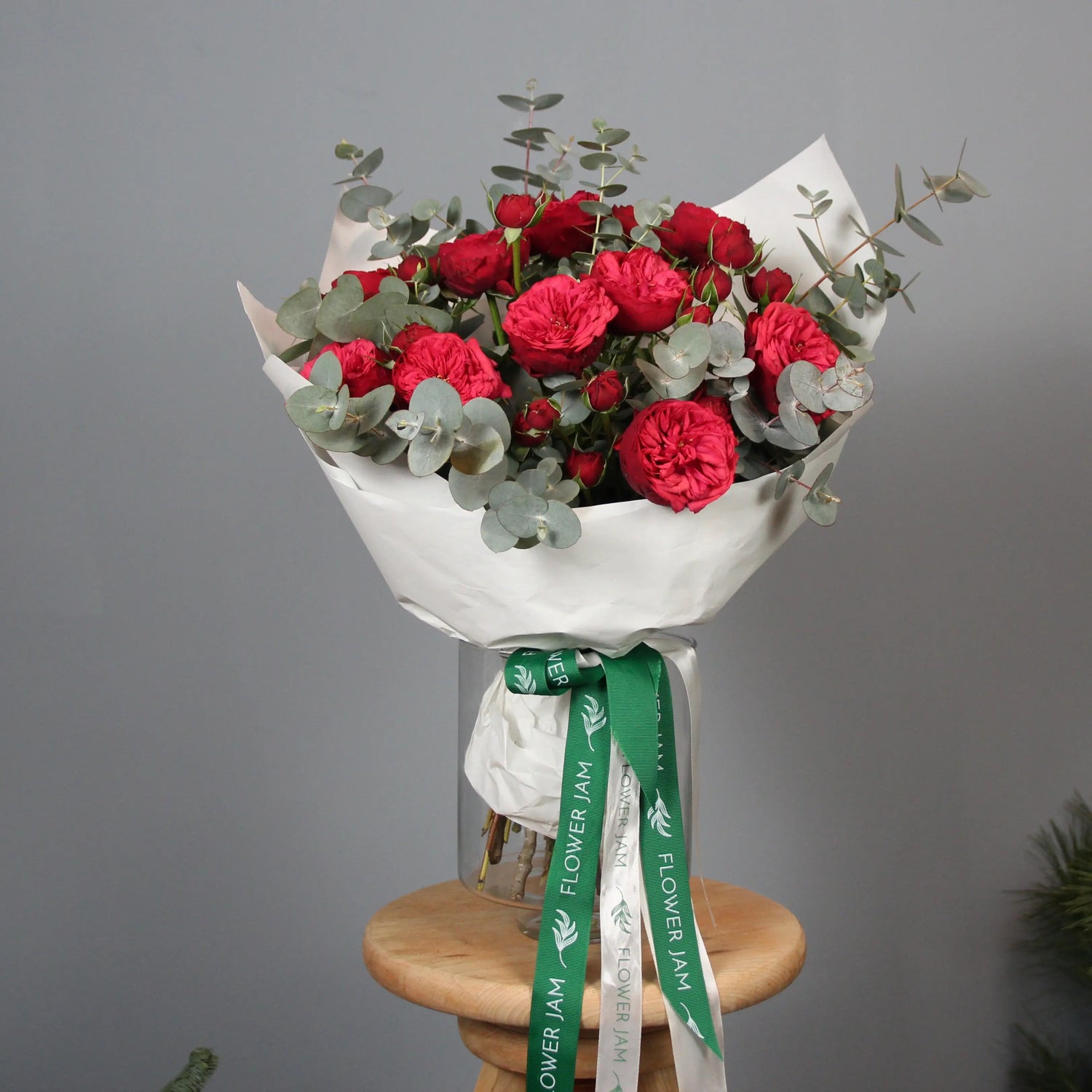 Red roses and eucalipt