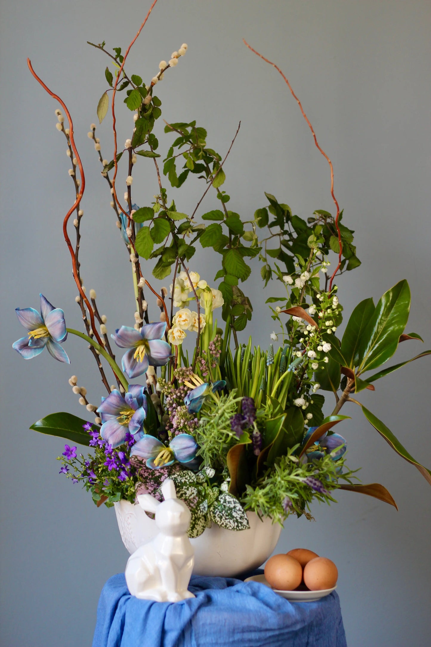 forestal flower composition