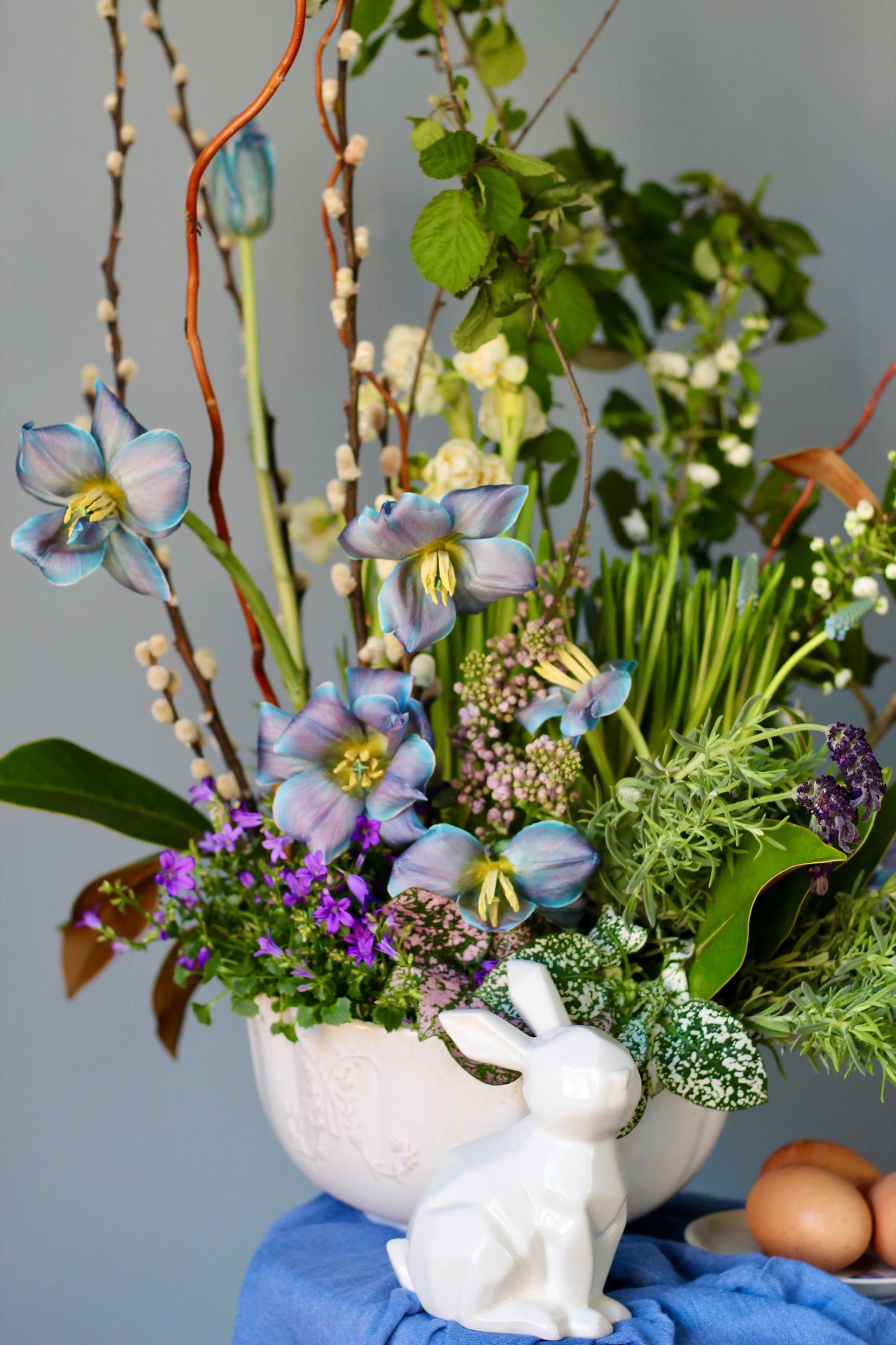 easter flower table decoration Genoa liguria  Flower Composition