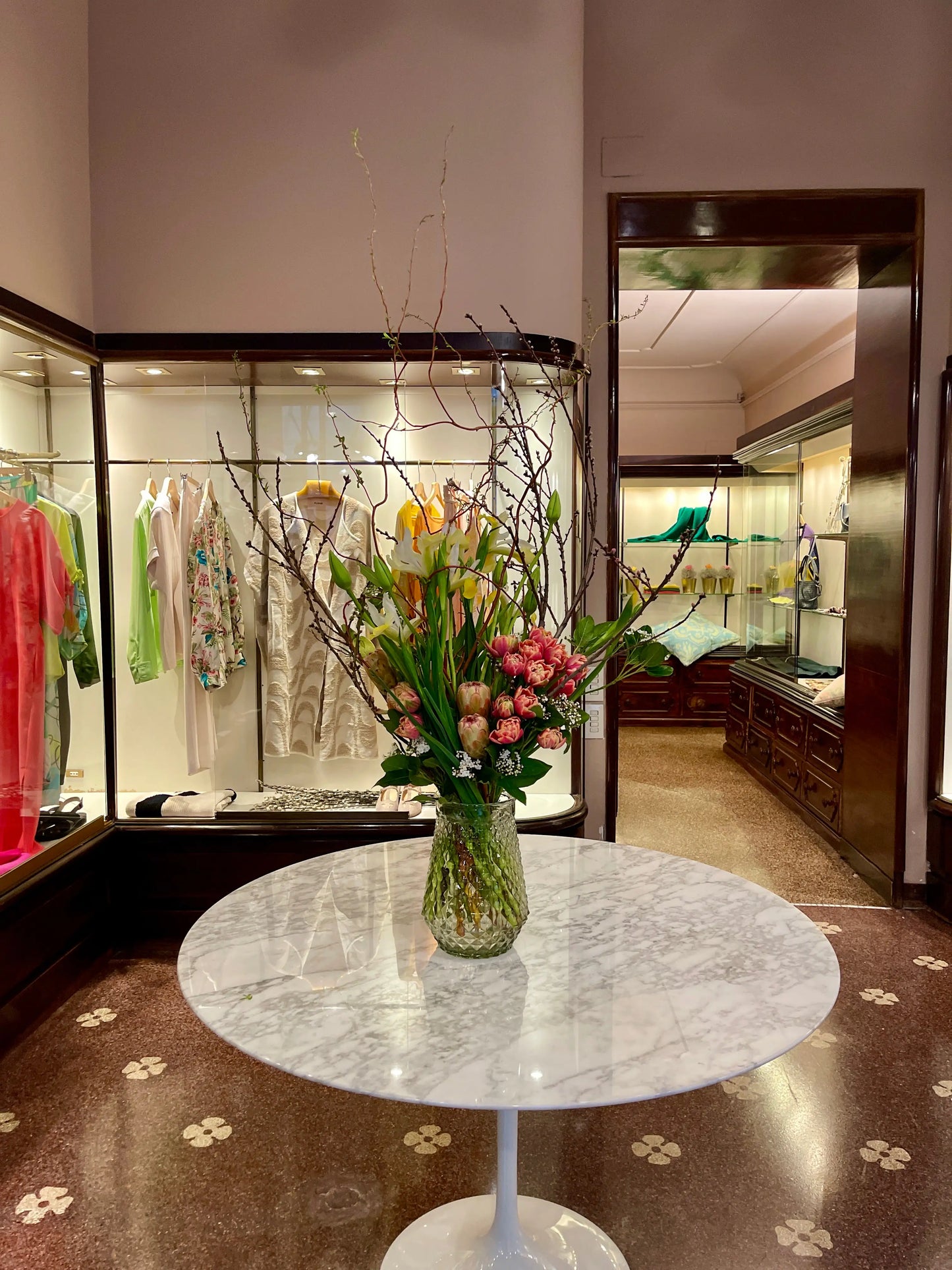 interior arrangement yachts Genoa interior flowers