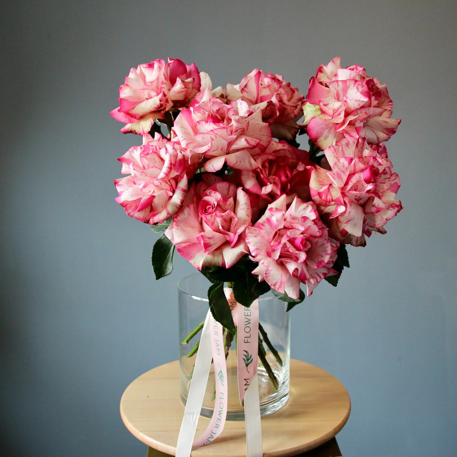 bouquet of bicolour roses