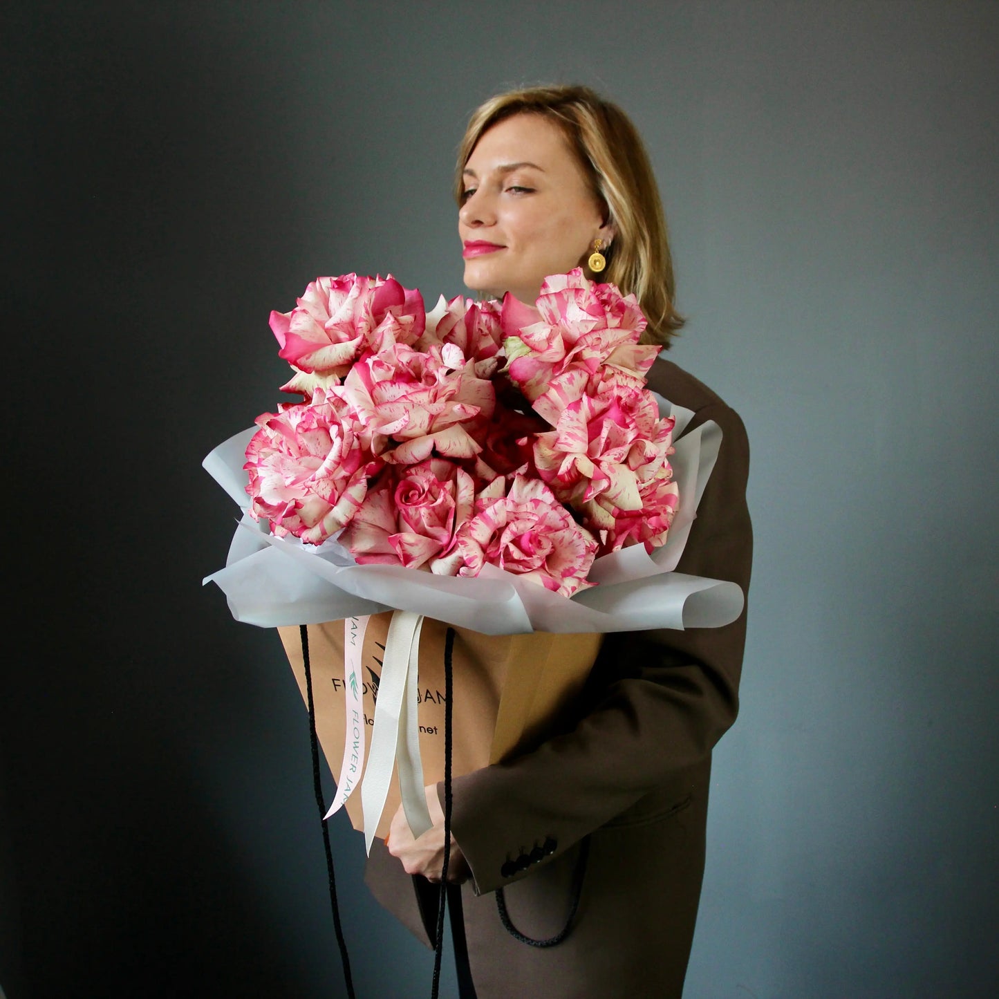 bouquet of bicolour roses