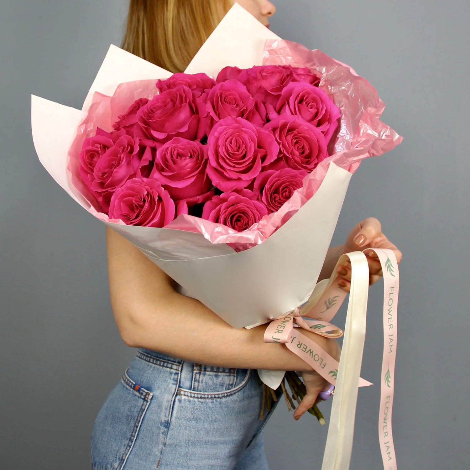 bouquet of pink roses