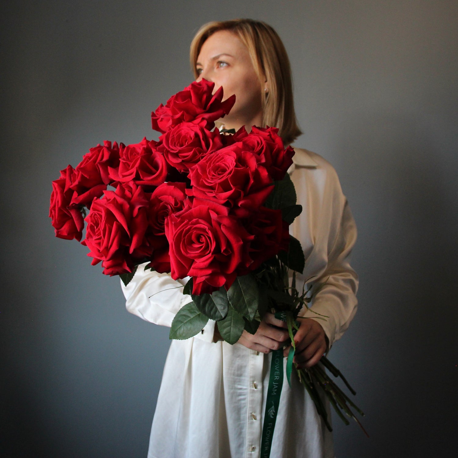 red roses in Liguria Bouquet of Flowers