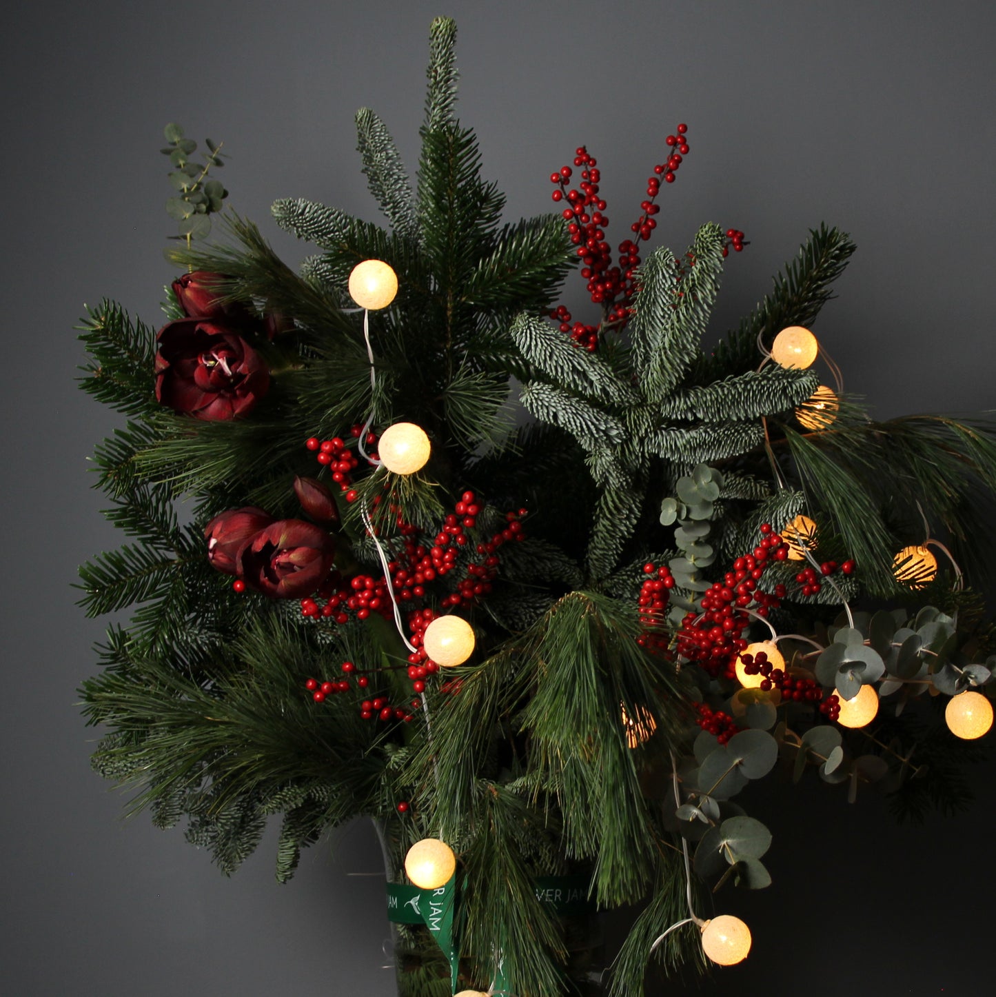 Consegna fiori per natale a Genova Bouquet of Flowers