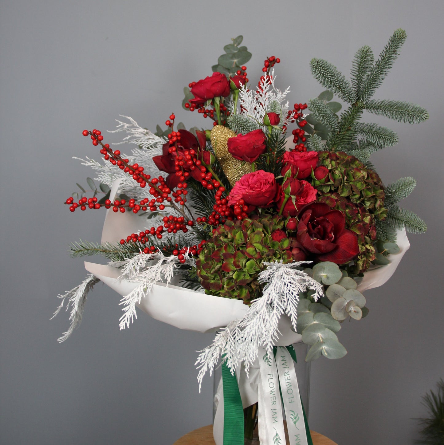 Red roses bouquet Flowers