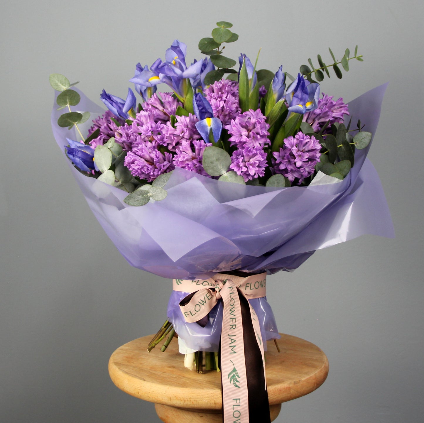 fiori consegna a genova iris giacinto