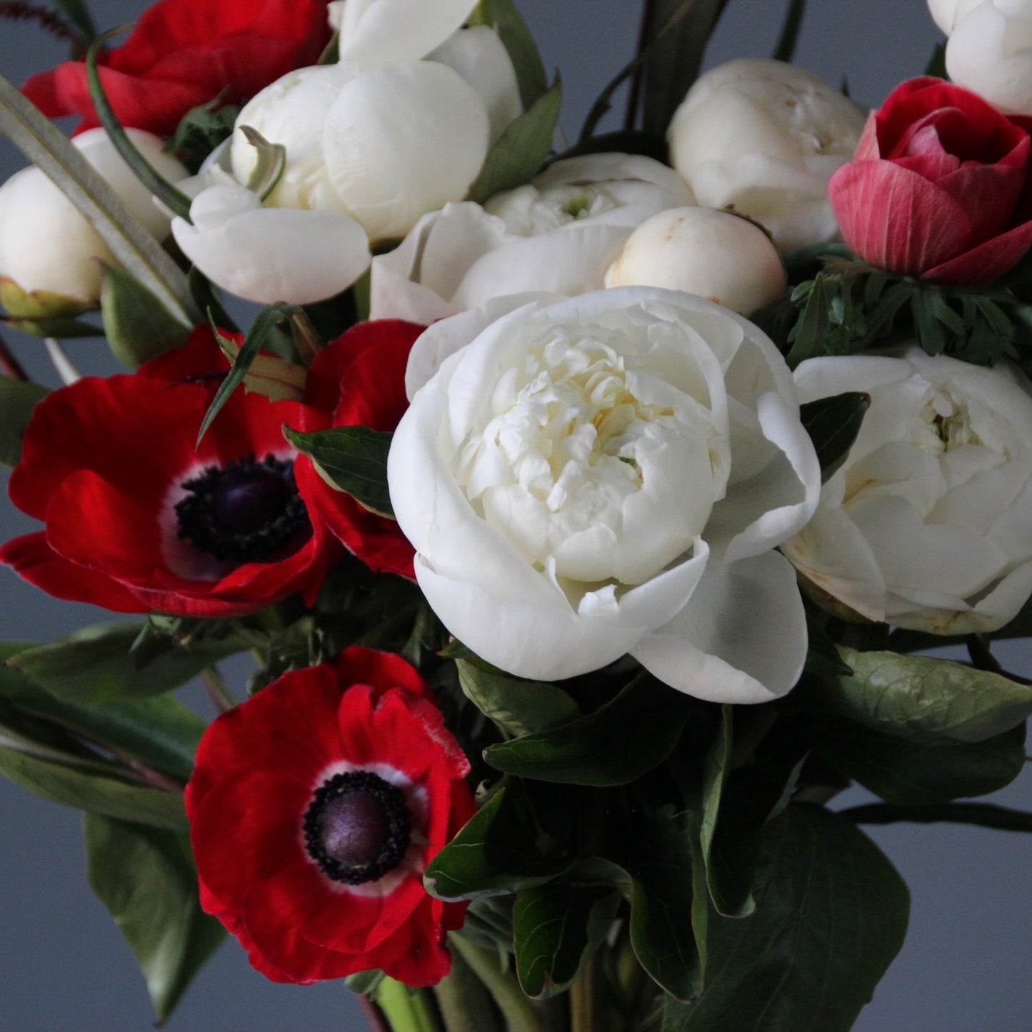 yacht flowers Genoa Italian French riviera Bouquet of Flowers