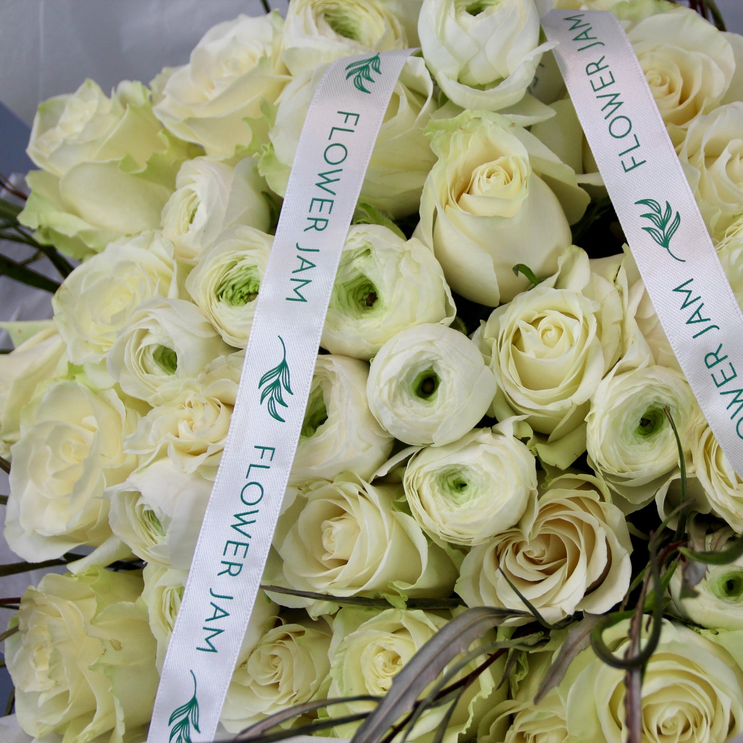 White roses order Genoa Bouquet of Flowers