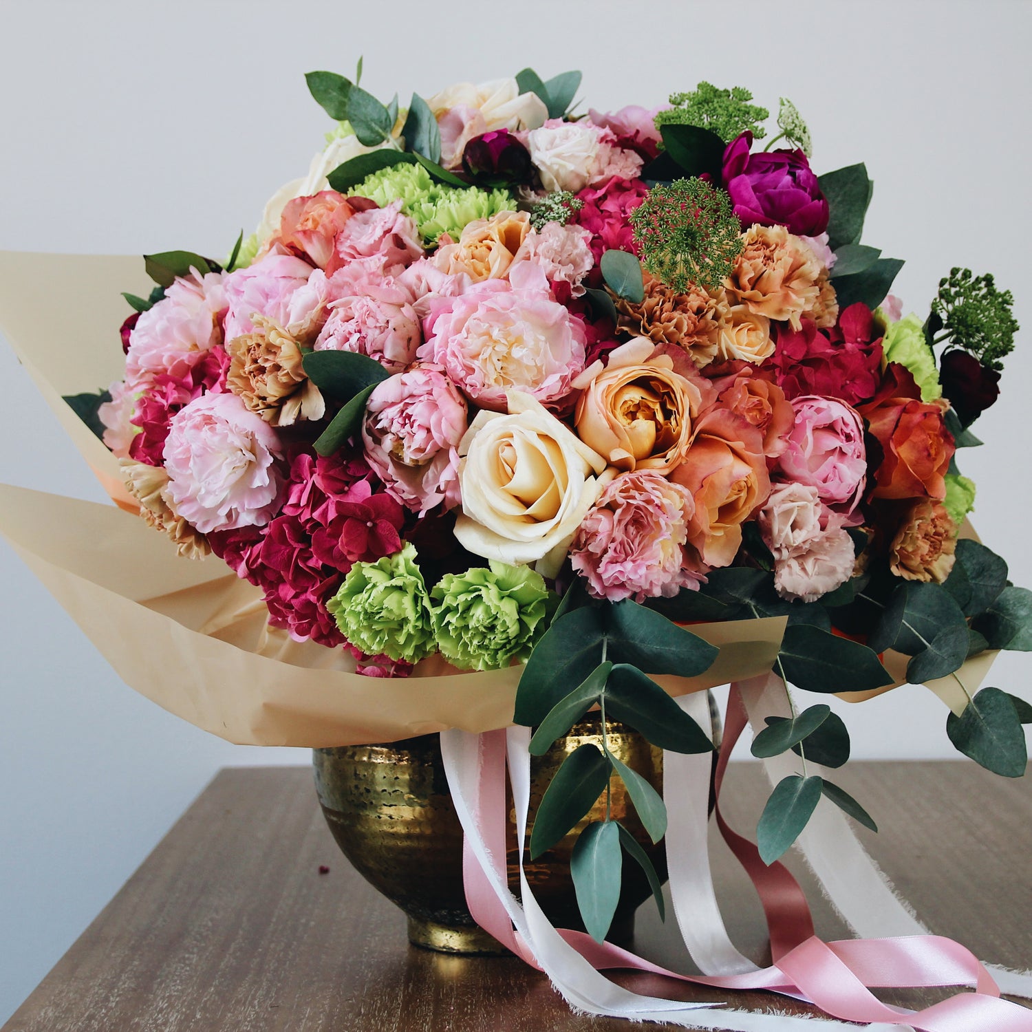 flower bouquet send to genoa Flowers